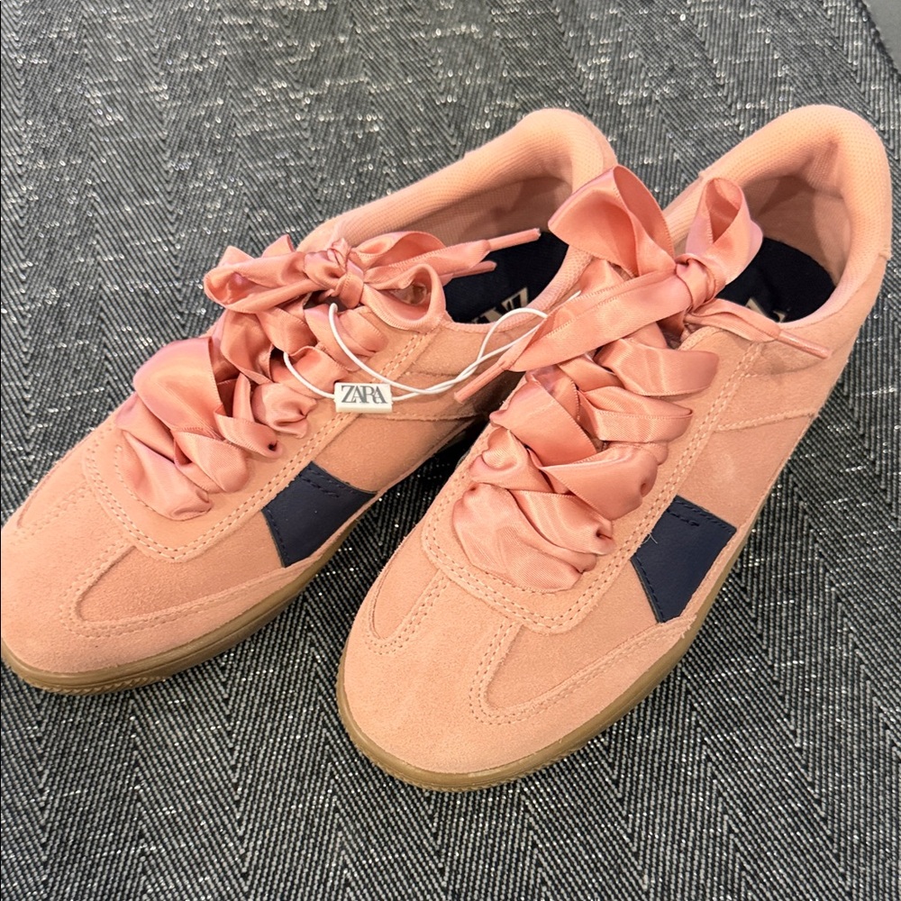 Zara Women's Coral Pink Sneakers with Navy Accents